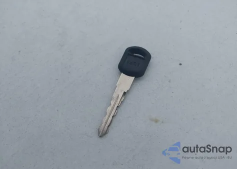 2001 Chevrolet Silverado 1500 Ls from USA, damaged, VIN 2GCEK19T911146356